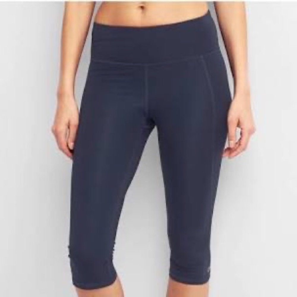 GapFit Sculpt Compression Capri, navy size: small
